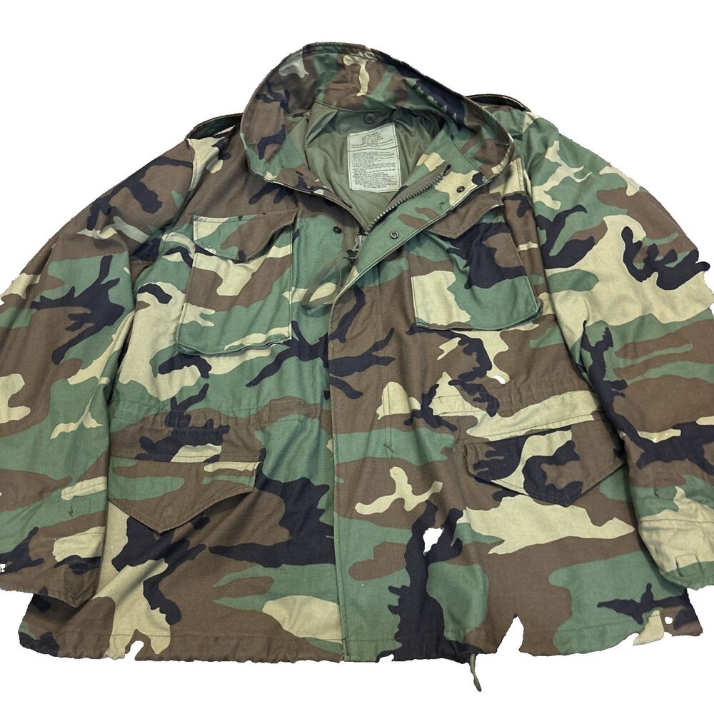 Military Field Jacket L Reg Coat Cold Weather Woodland Camo w/ hood, no lining